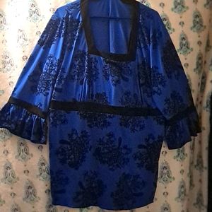 Blouse with 3/4 length bell sleeves